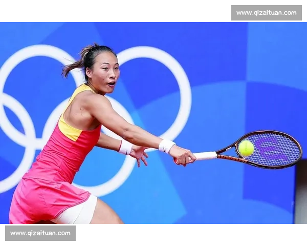 郑钦文首入温网夺冠前十却再遭一轮游！萨巴伦卡领跑热门榜，莱巴金娜成最大黑马